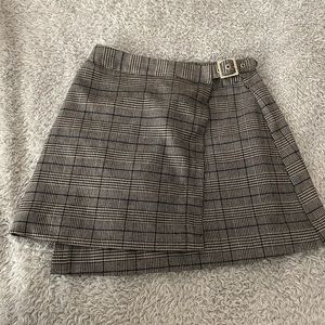 Brandy Melville Emerson Skirt